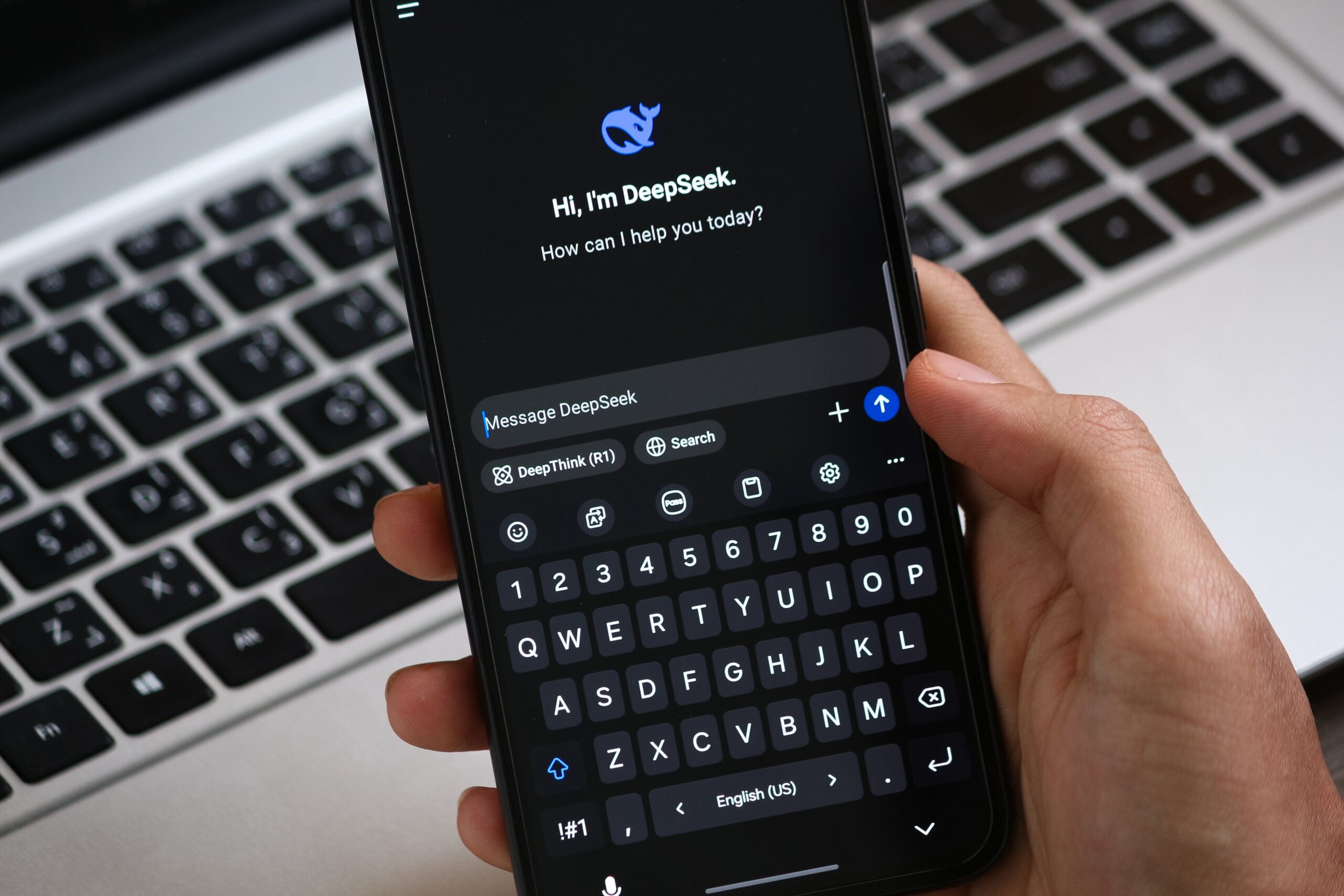 Read more about the article Best AI Assistants for Content Creators in 2026 (Beyond ChatGPT)